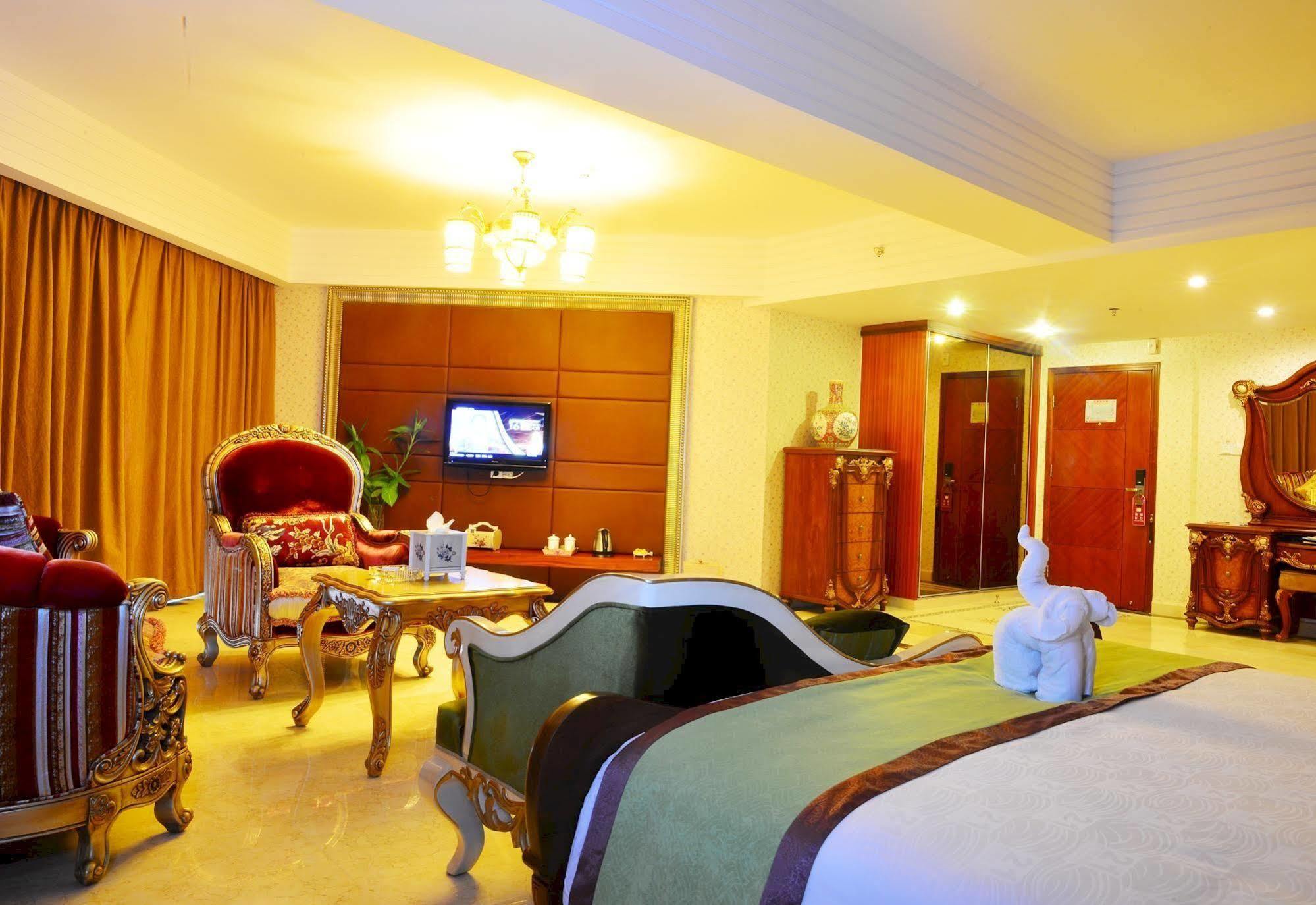 Xinglong Old Banyan Hotel - 万宁 外观 照片